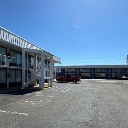 Rodeway Inn West Memphis Exterior foto